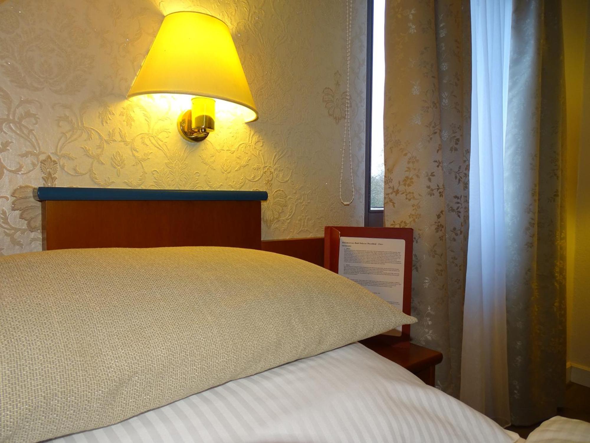 Hotel Kolossos Duesseldorf - 诺伊斯 客房 照片